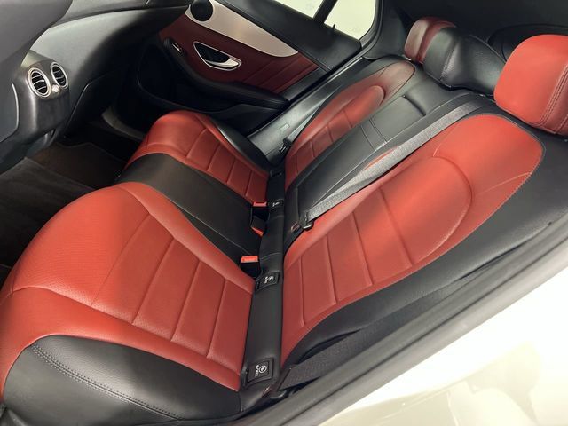 Used 2023 Mercedes-Benz GLC 300 4MATIC Coupe image 25