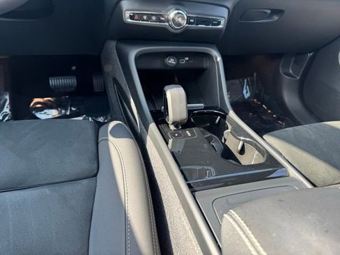 Certified 2024 Volvo XC40 Recharge Plus w/ Protection Package Premier image 19