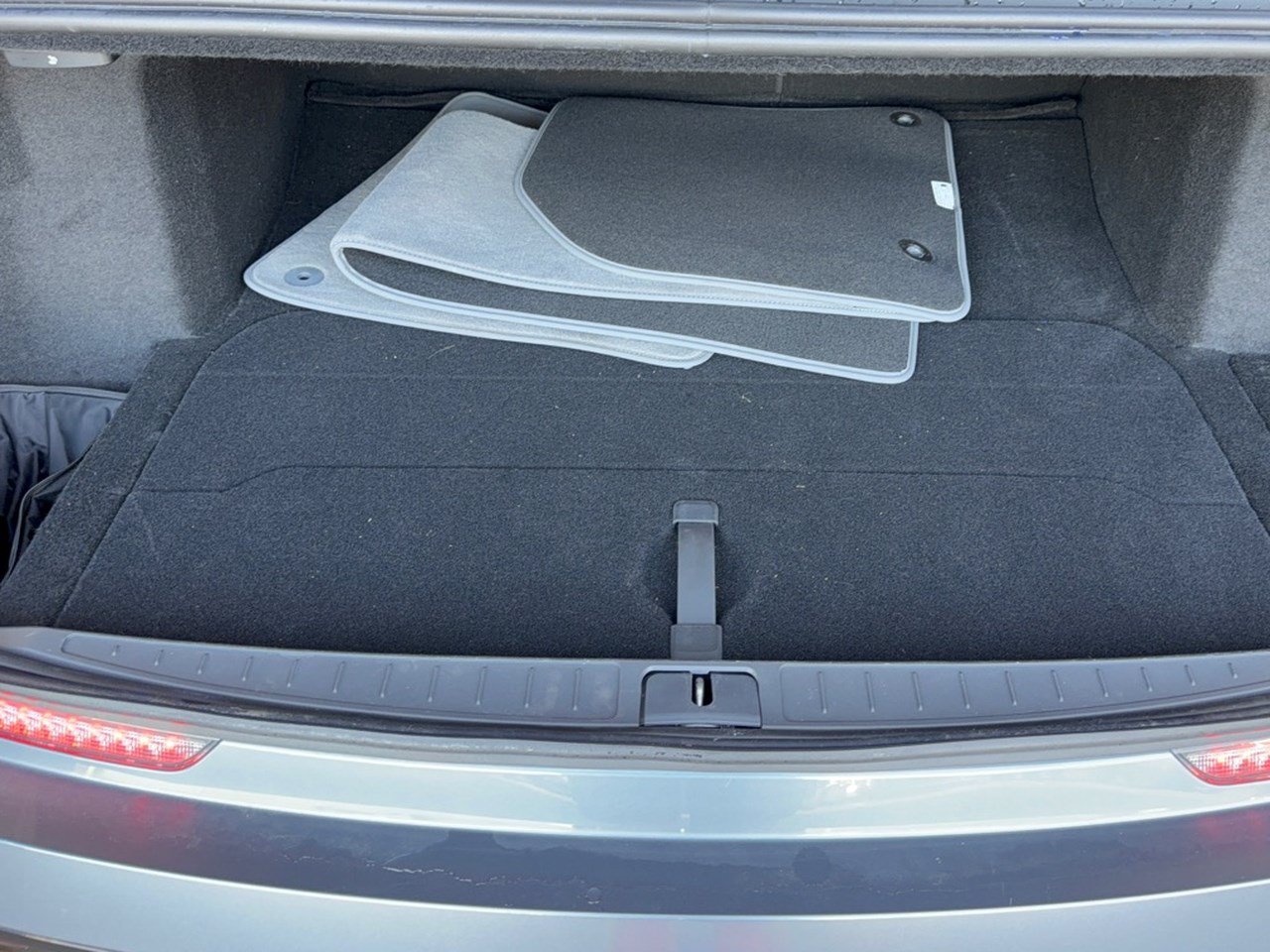 Used 2024 Lucid Air Pure RWD image 27