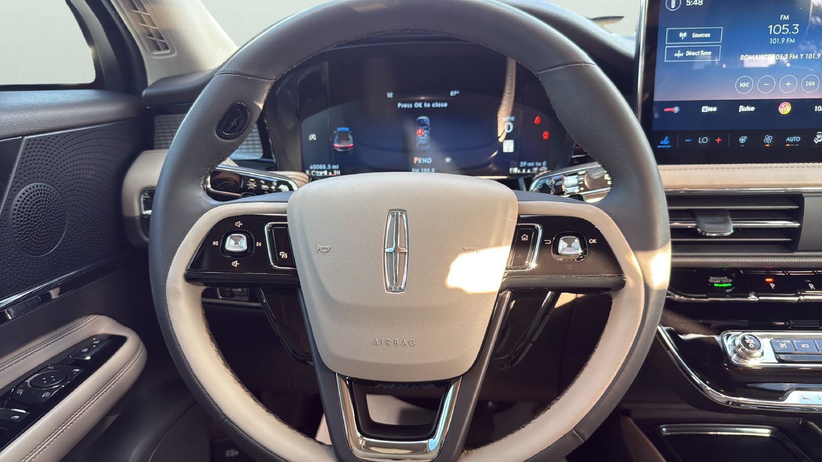 Used 2024 Lincoln Corsair FWD w/ Equipment Group 101A image 14