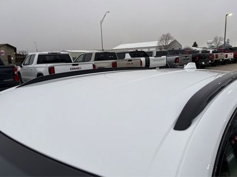 Used 2024 Buick Envision Sport Touring image 11