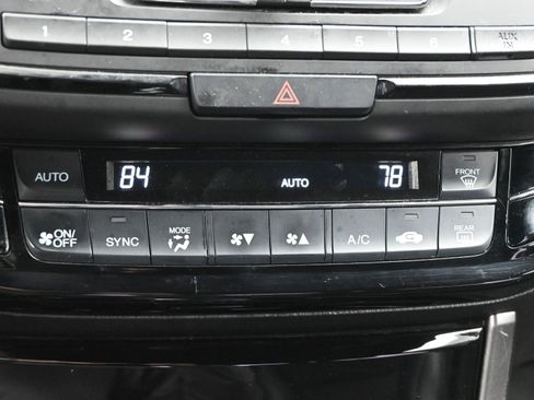 Used 2017 Honda Accord Sport image 17