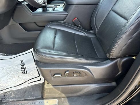 Used 2023 GMC Sierra 1500 Denali image 9