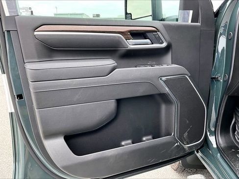 New 2026 Chevrolet Silverado 3500 LT image 24