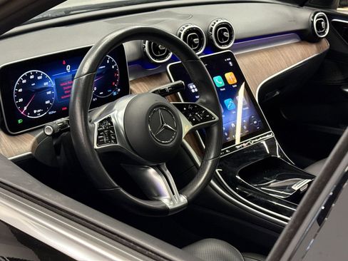 Used 2025 Mercedes-Benz C 300 4MATIC Sedan image 36