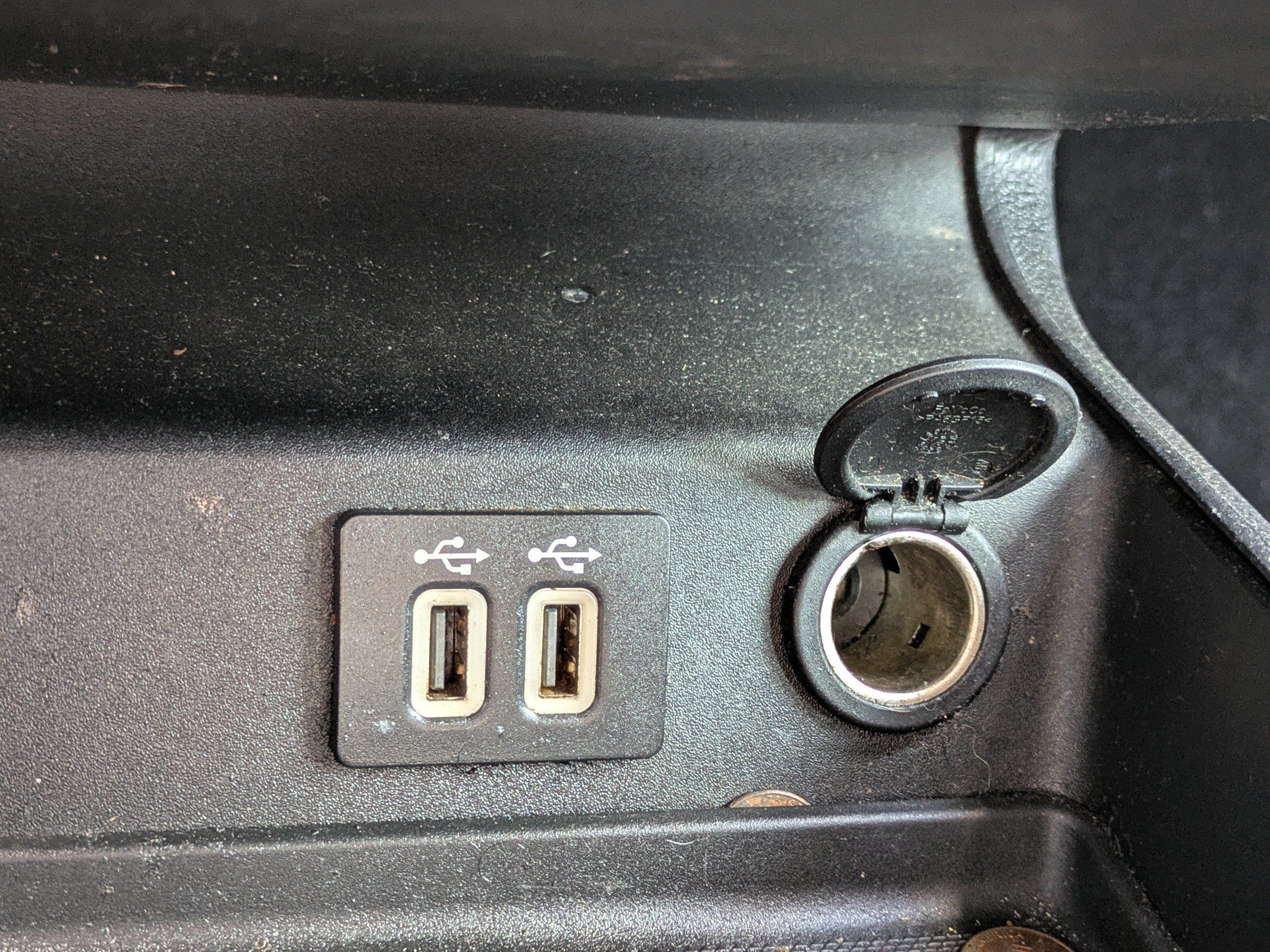 Certified 2020 Ford Fusion SE FWD image 24