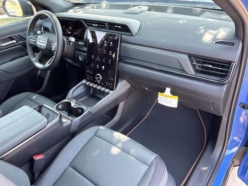 New 2026 GMC Terrain AT4 image 27