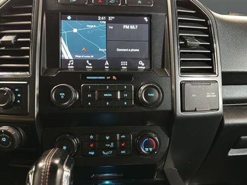 Used 2019 Ford F150 XLT w/ Equipment Group 302A Luxury AWD/4WD image 13