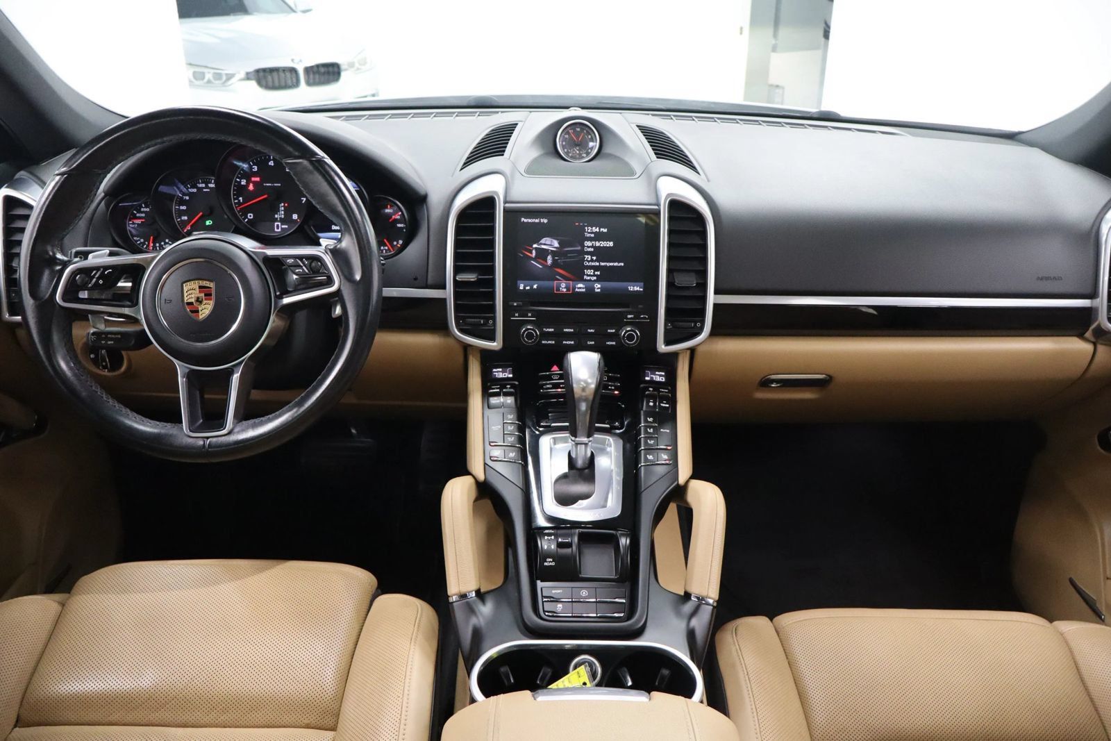Used 2018 Porsche Cayenne AWD/4WD image 31