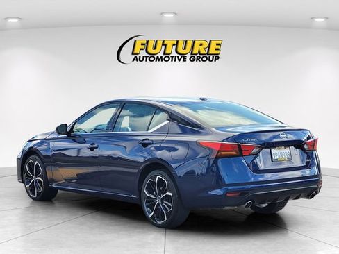 Used 2024 Nissan Altima 2.5 SR AWD/4WD image 7
