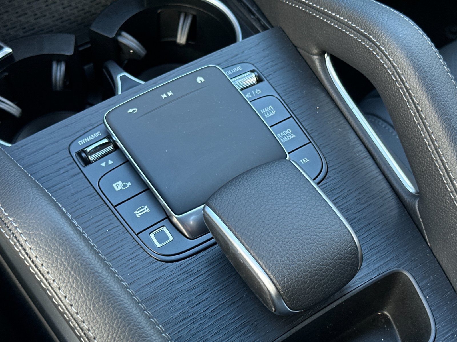 Certified 2026 Mercedes-Benz GLE 350 4MATIC image 21