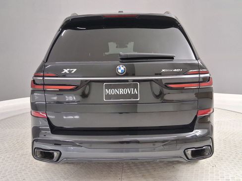 Certified 2023 BMW X7 xDrive40i w/ M Sport Package AWD/4WD image 8