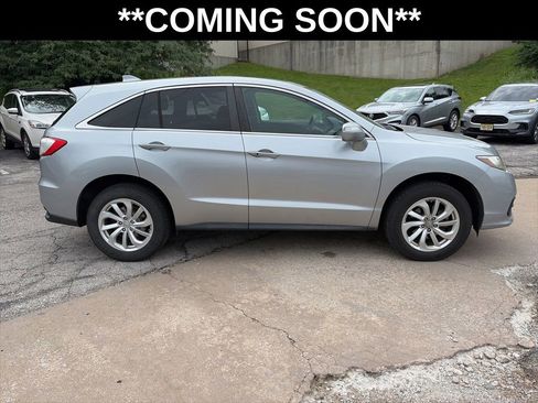Used 2017 Acura RDX AWD image 4