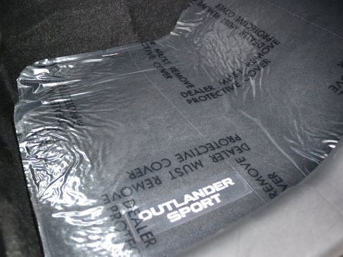 Used 2025 Mitsubishi Outlander Sport LE image 25