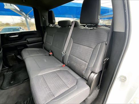 Used 2022 Chevrolet Silverado 2500 LT w/ Convenience Package image 21