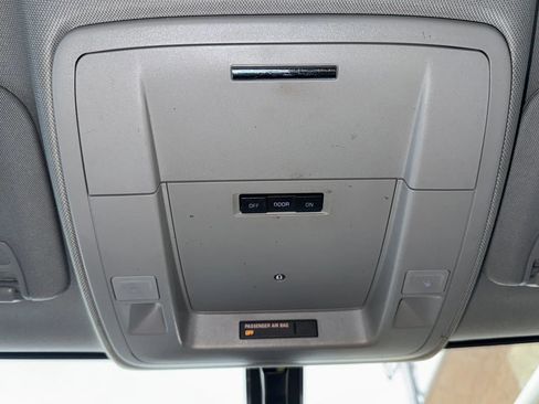 Used 2018 Chevrolet Silverado 1500 LT image 18