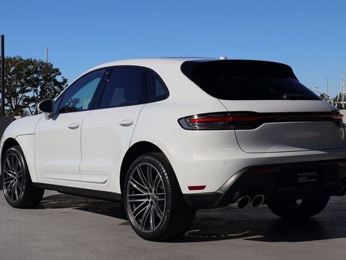 New 2024 Porsche Macan 4 Electric image 3