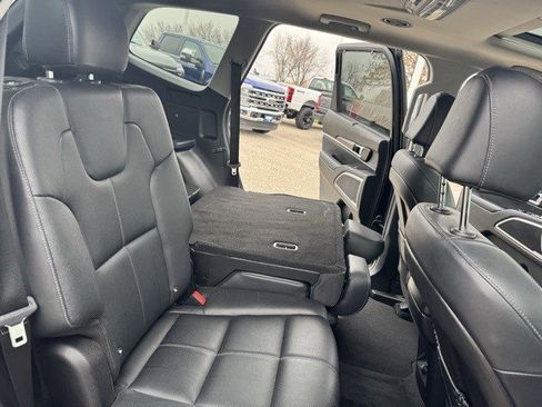 Used 2022 Kia Telluride EX image 41