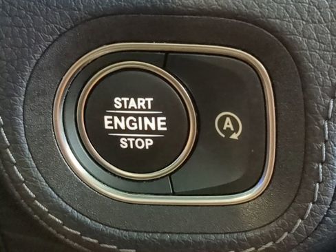 Certified 2020 Mercedes-Benz GLE 350 4MATIC image 29