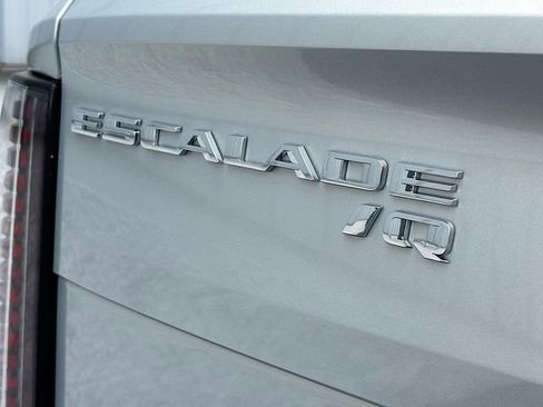 New 2025 Cadillac Escalade IQ Sport 1 w/ Smart Trailering package image 7
