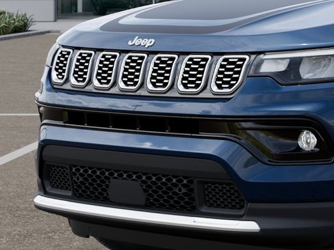 New 2026 Jeep Compass Limited w/ Mopar Graphics Package AWD/4WD image 37