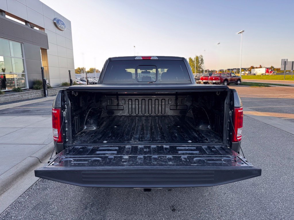 Used 2016 Ford F150 XLT w/ Equipment Group 302A Luxury AWD/4WD image 46