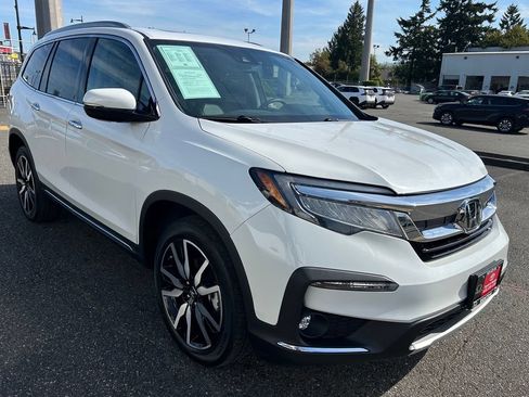 Used 2022 Honda Pilot Elite image 3