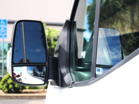 Used 2020 Ford Transit 250 Medium Roof image 96