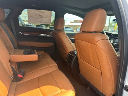 New 2026 Cadillac XT5 Premium Luxury w/ LPO, ONYX Package AWD/4WD image 18