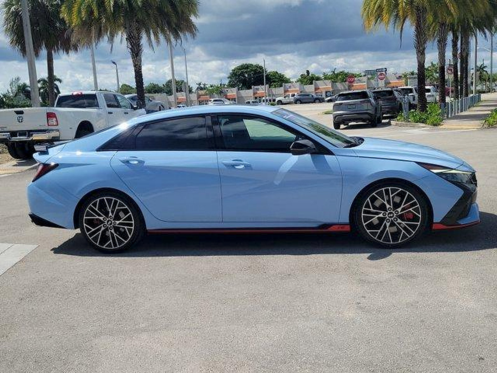 Used 2023 Hyundai Elantra N FWD image 4