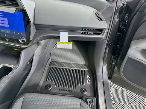 New 2026 Lexus RZ 350e 2WD image 33
