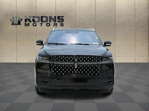 Used 2025 Lincoln Navigator L Black Label AWD/4WD image 8