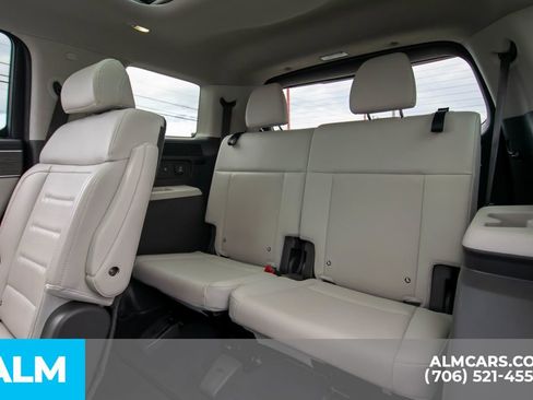 Used 2024 Hyundai Santa Fe Calligraphy image 12