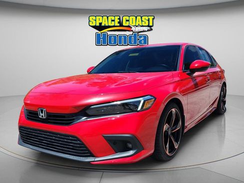 Used 2022 Honda Civic Touring image 5