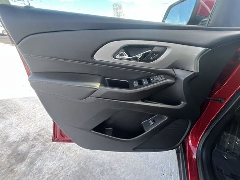 Certified 2023 Chevrolet Traverse LT image 22