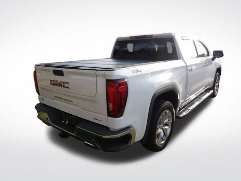 Used 2019 GMC Sierra 1500 SLT w/ SLT Premium Plus Package AWD/4WD image 16
