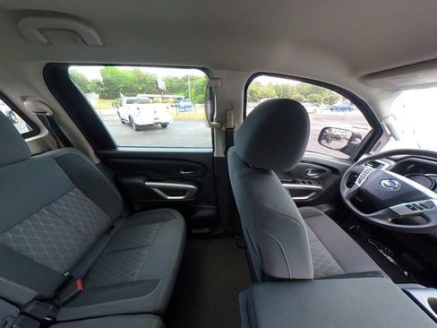 Used 2021 Nissan Titan SV w/ Accessory Utility Package AWD/4WD image 34