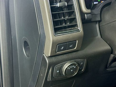 Used 2021 Ford Expedition XLT RWD image 11