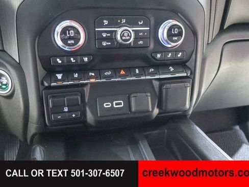 Used 2020 GMC Sierra 2500 Denali w/ Denali Ultimate Package AWD/4WD image 56