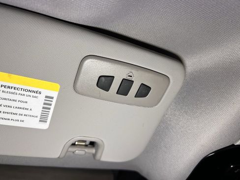 Used 2021 Alfa Romeo Giulia Ti w/ Nero Edizione image 26