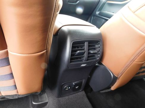 Used 2023 Ford Bronco Sport Outer Banks w/ Tech Package AWD/4WD image 11
