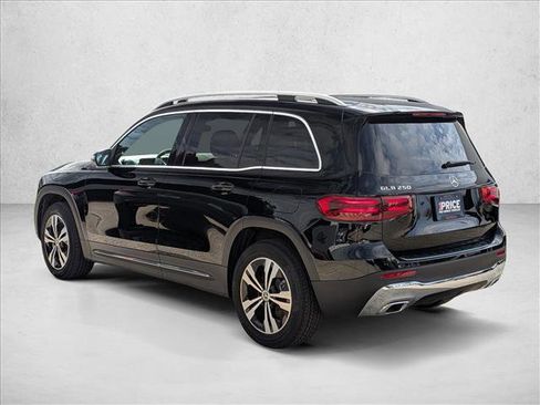Certified 2025 Mercedes-Benz GLB 250 image 8