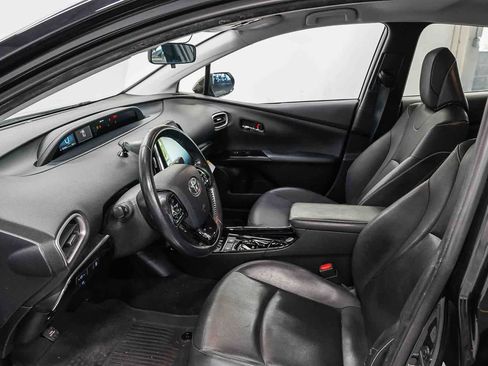 Used 2021 Toyota Prius Prime XLE FWD image 17