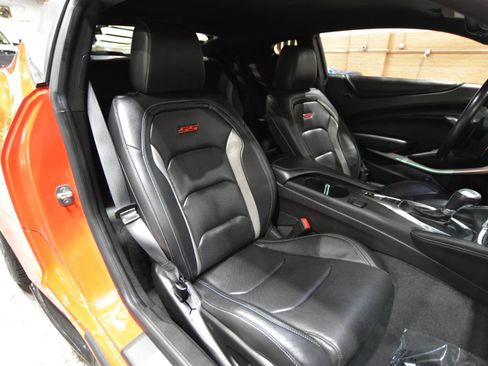 Used 2019 Chevrolet Camaro SS RWD image 49