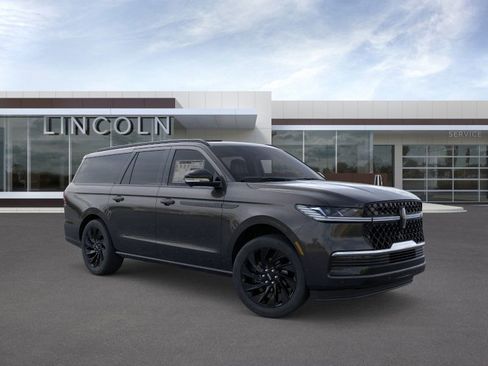 New 2025 Lincoln Navigator L Reserve w/ Jet Appearance Package image 7