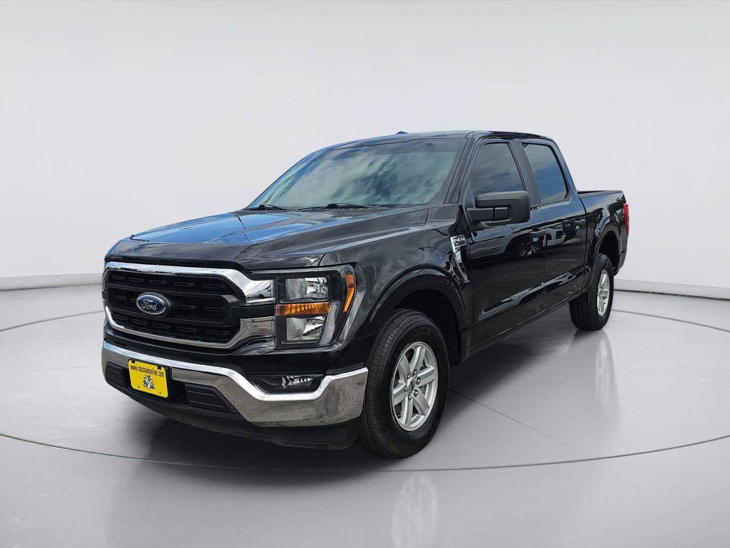 Used 2023 Ford F150 XLT RWD image 1