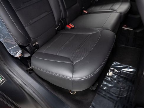 Used 2025 Mercedes-Benz G 63 AMG AMG G 63 image 42