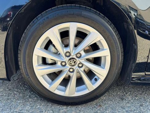 Used 2024 Toyota Camry LE AWD/4WD image 10