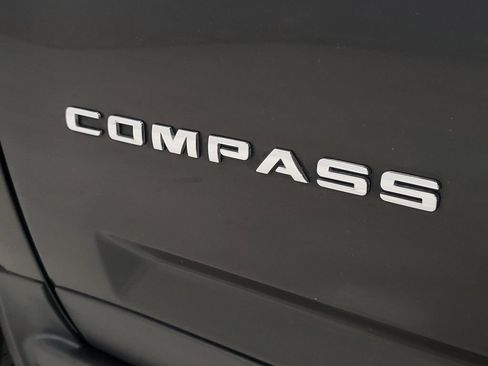 Used 2014 Jeep Compass Sport FWD image 6