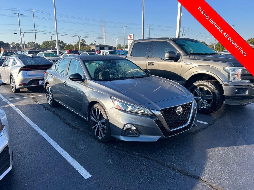 Used 2020 Nissan Altima 2.5 SR FWD image 1